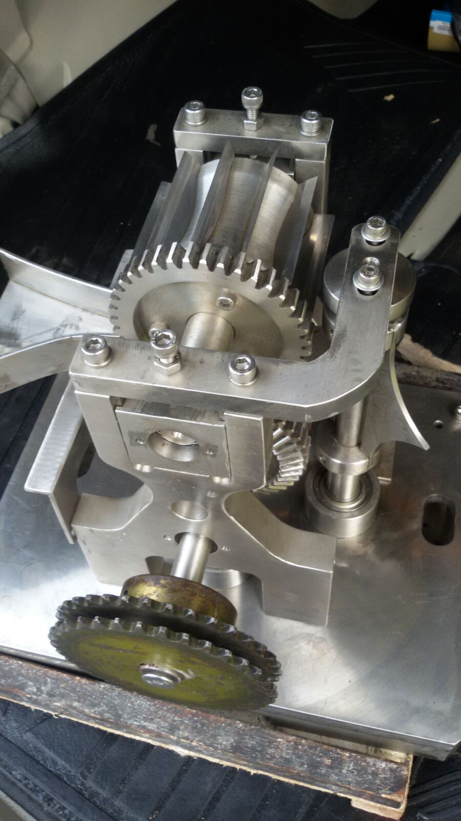 Candy Machine hasil pekerjaan CV Hanindo