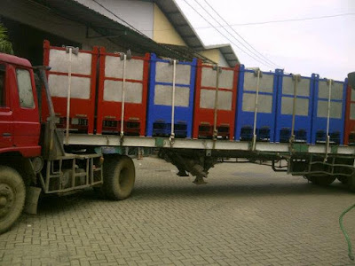 Storage Tank IBC hasil pekerjaan CV Hanindo